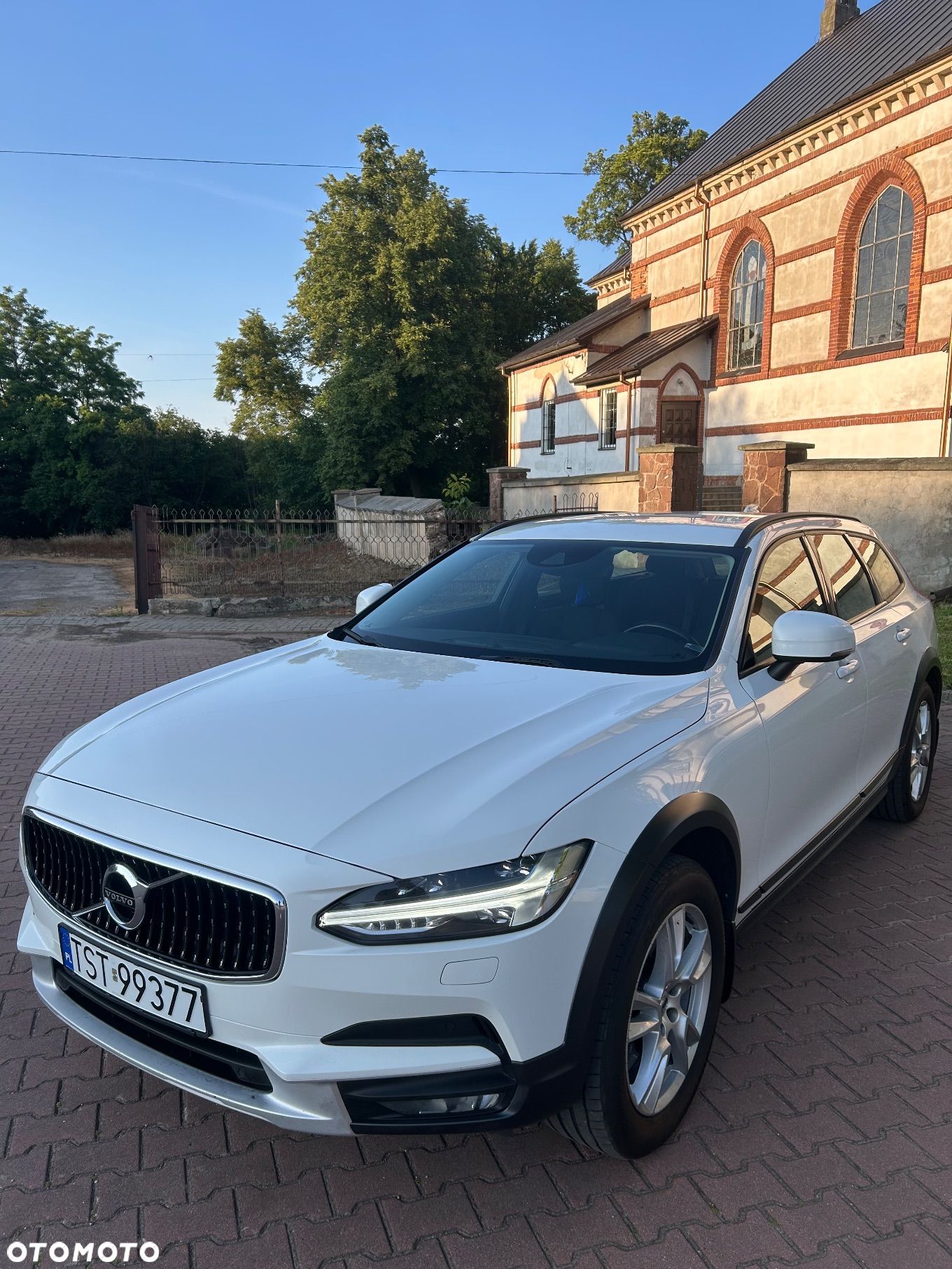 Volvo V90 D4 - 1