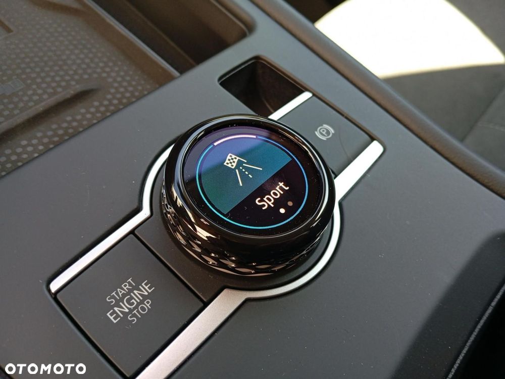 Volkswagen T-Roc - 10