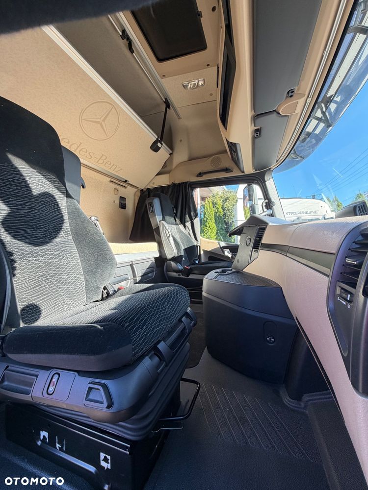 Mercedes-Benz Actros 1845 GigaSpace Xenon Navi nowy tachograf - 22