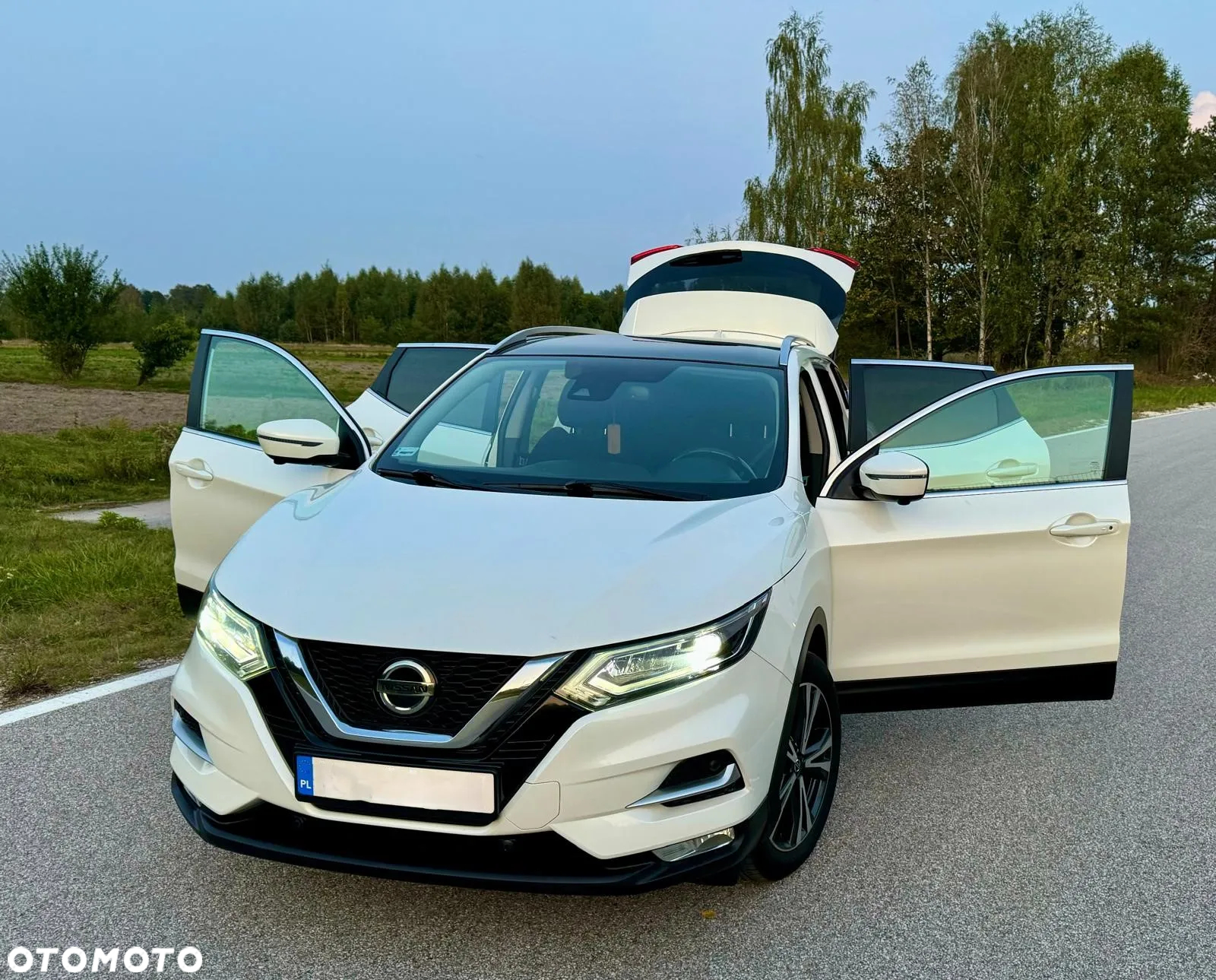 Nissan Qashqai 1.3 DIG-T N-Connecta DCT - 3