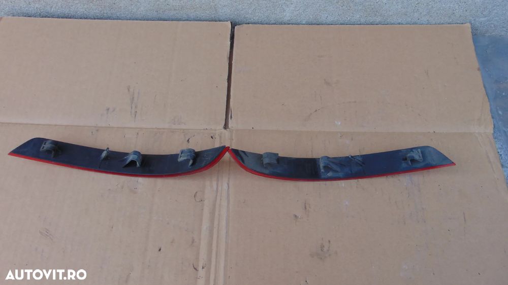 Catadioptru stanga/dreapta bara spate Opel Astra J an 2009-2012 combi/break cod 13282239 - 4