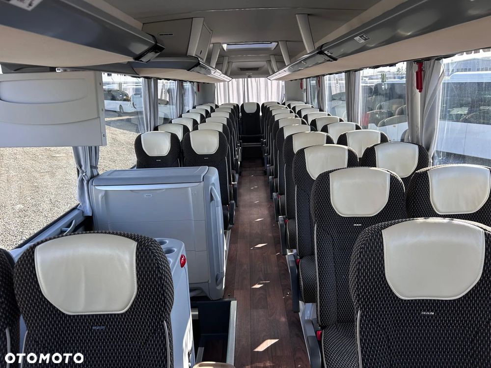 MAN Lion's Coach - 18