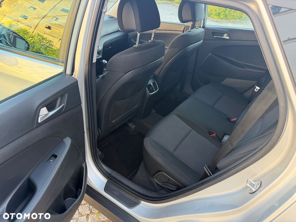 Hyundai Tucson blue 1.6 GDi 2WD Navi - 7