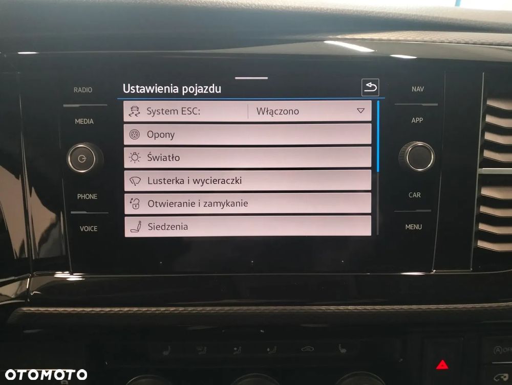 Volkswagen Multivan - 21