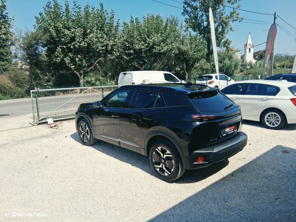 Peugeot 2008 1.2 PureTech Active - 12