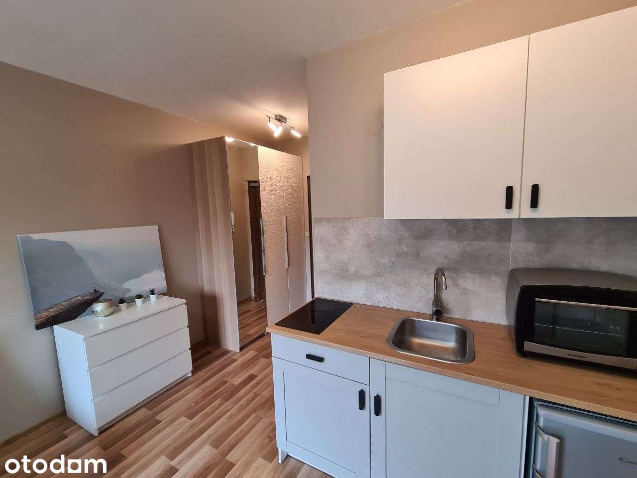 Komfortowa kawalerka w nowym apartamentowcu Lidl - Pełny obrazek: 2/13