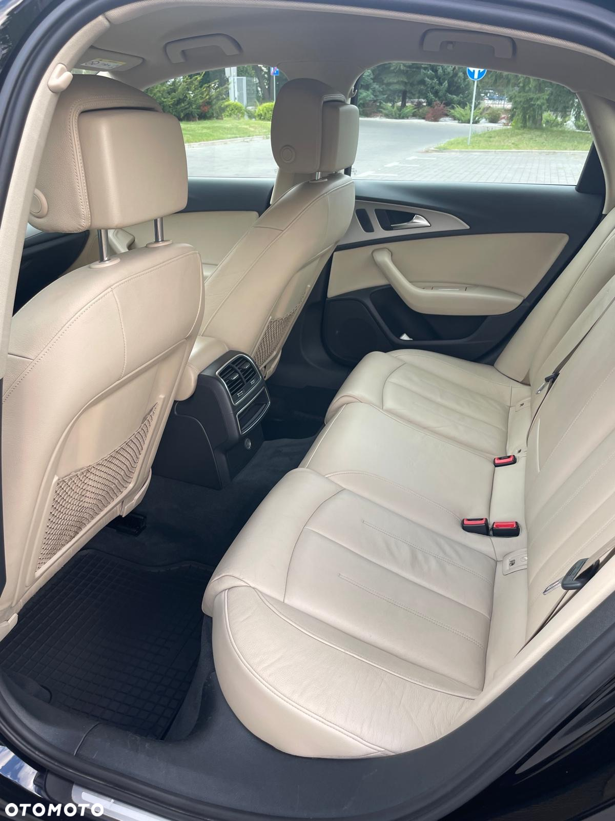 Audi A6 - 13