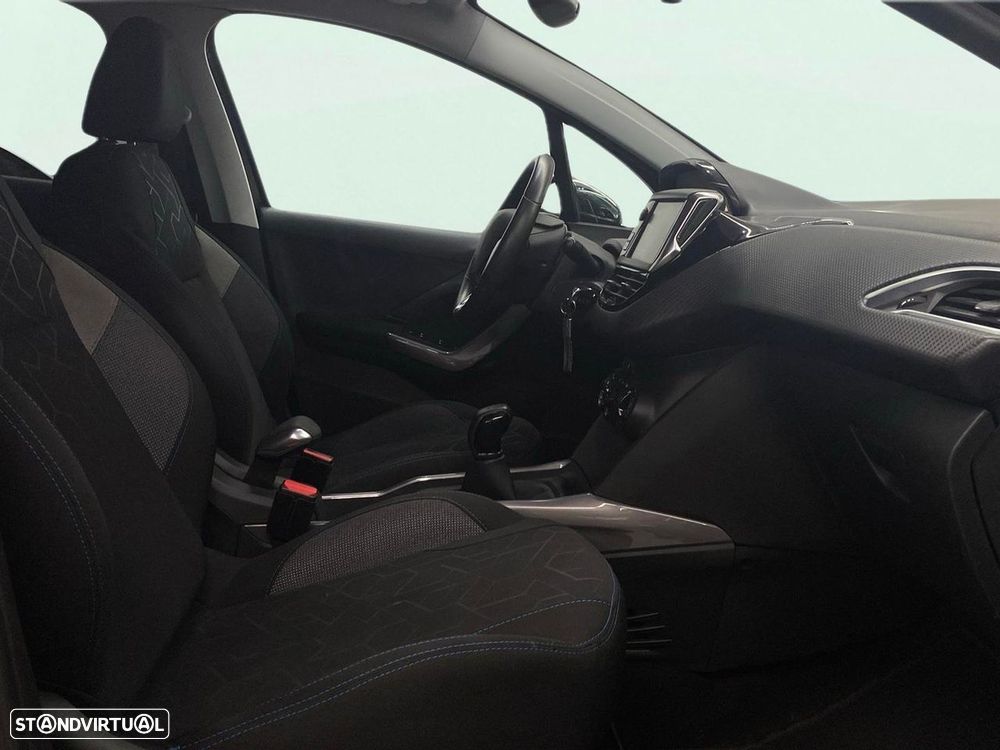 Peugeot 2008 1.2 PureTech Active - 15