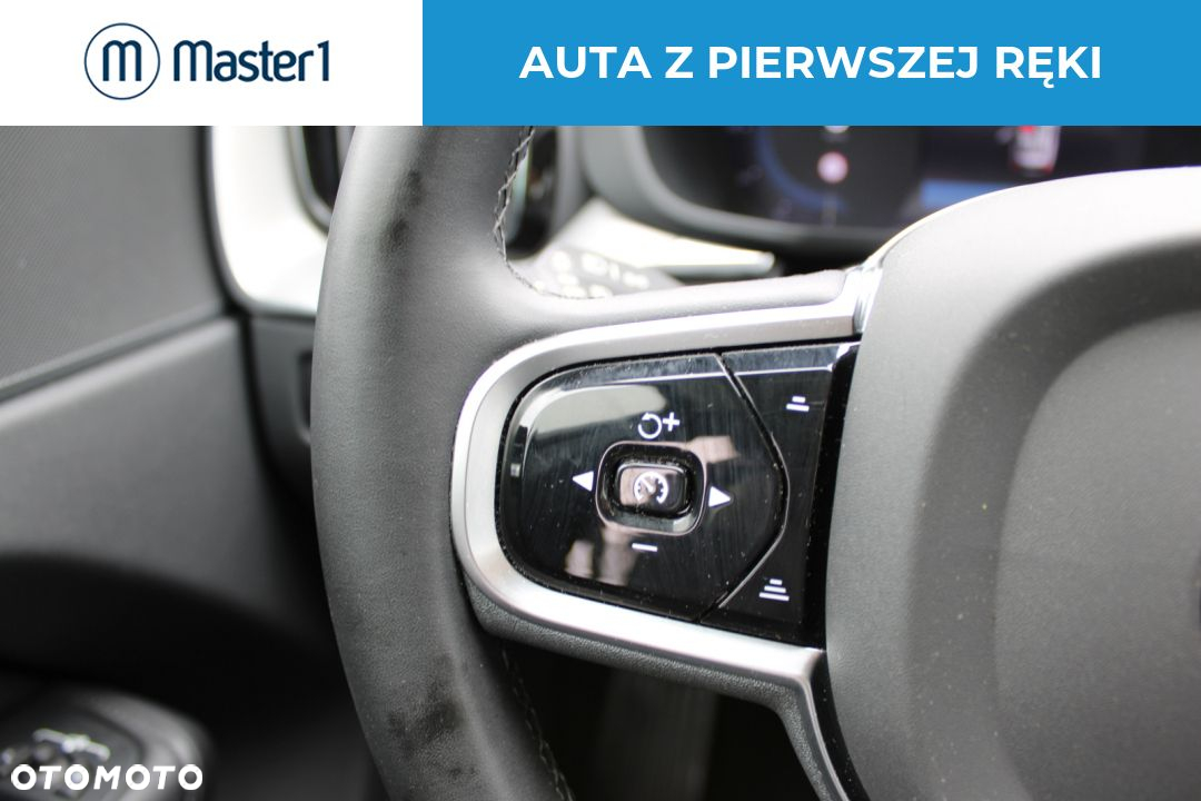 Volvo XC 60 B4 D AWD Plus Bright - 20