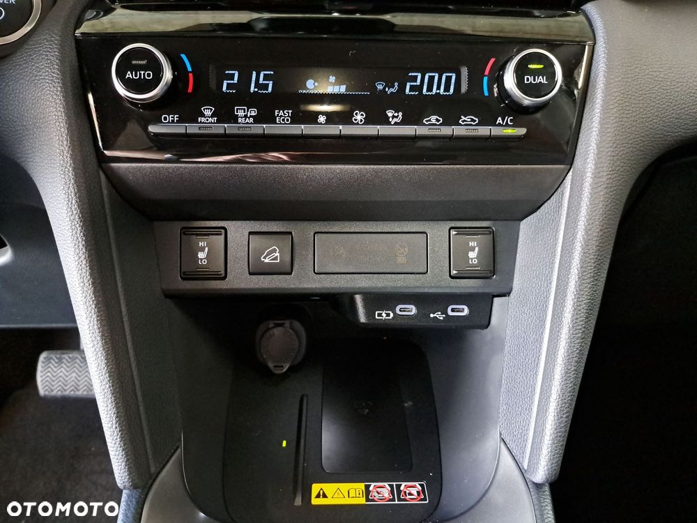 Toyota Yaris Cross Hybrid 1.5 Executive AWD - 26