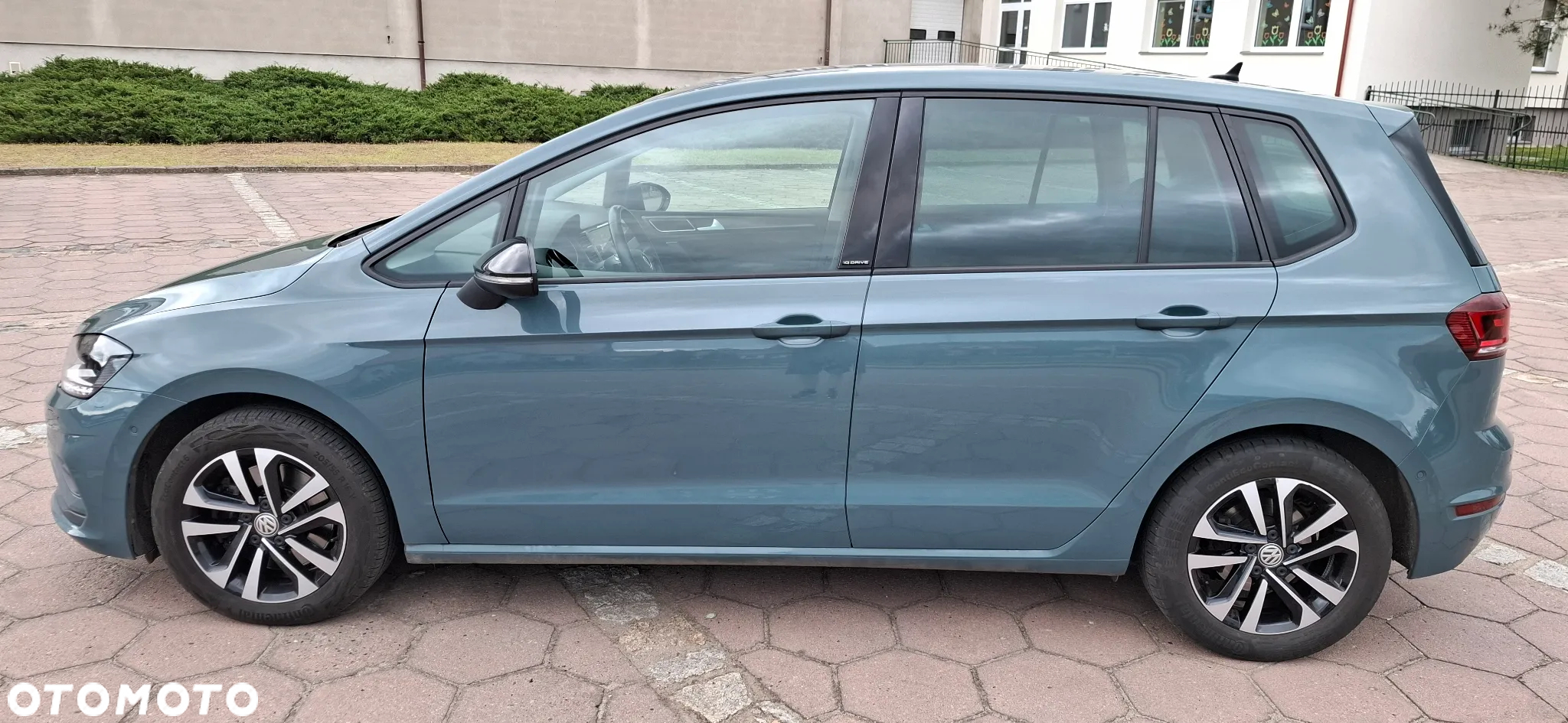 Volkswagen Golf Sportsvan 2.0 TDI SCR DSG IQ.DRIVE - 2