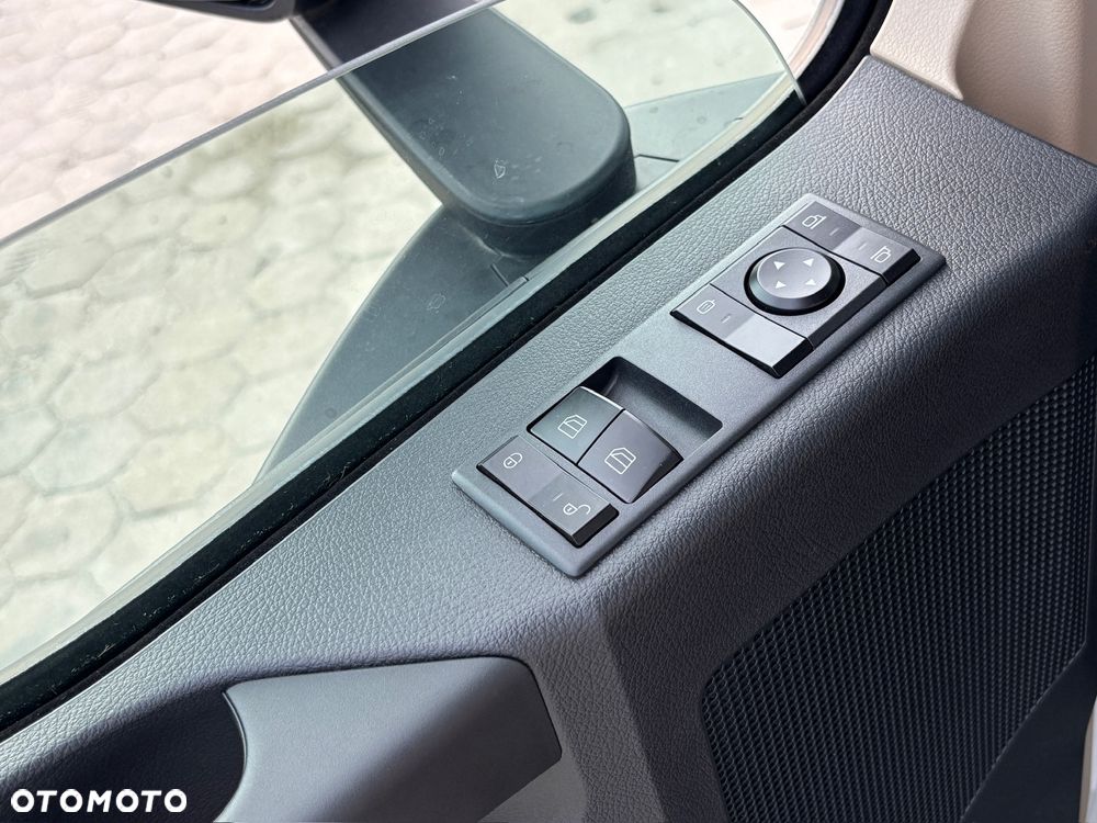 Mercedes-Benz Actros - 15