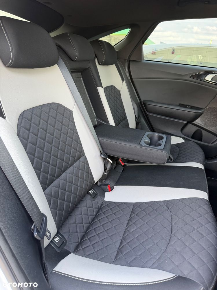 Kia ProCeed 1.6 CRDi GT Line DCT - 18
