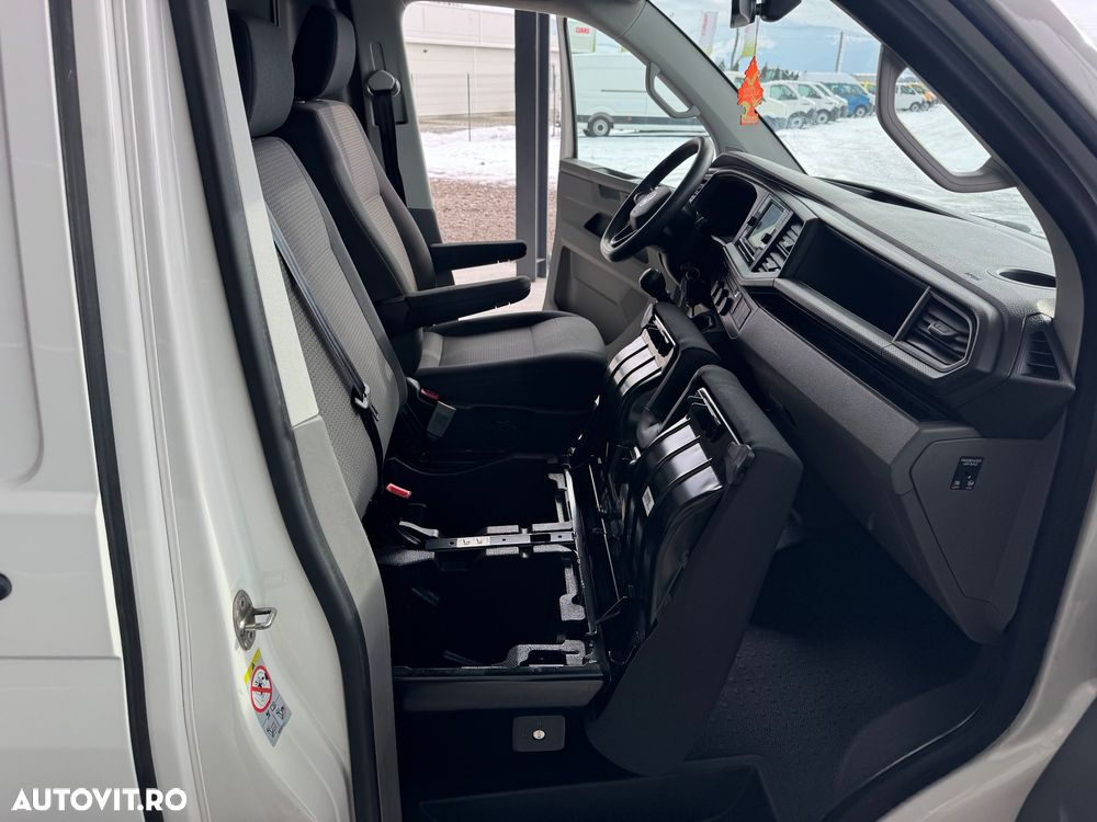 Volkswagen Transporter - 16