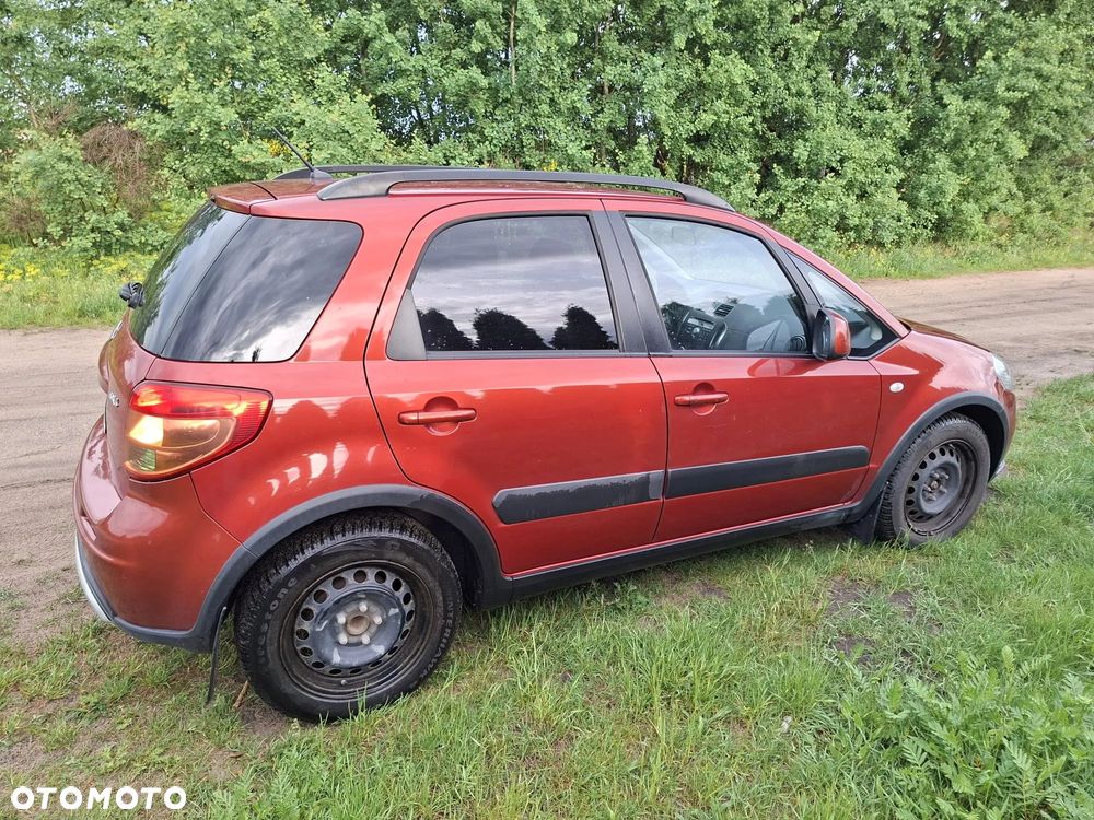 Suzuki SX4 1.6 GS / Premium - 6