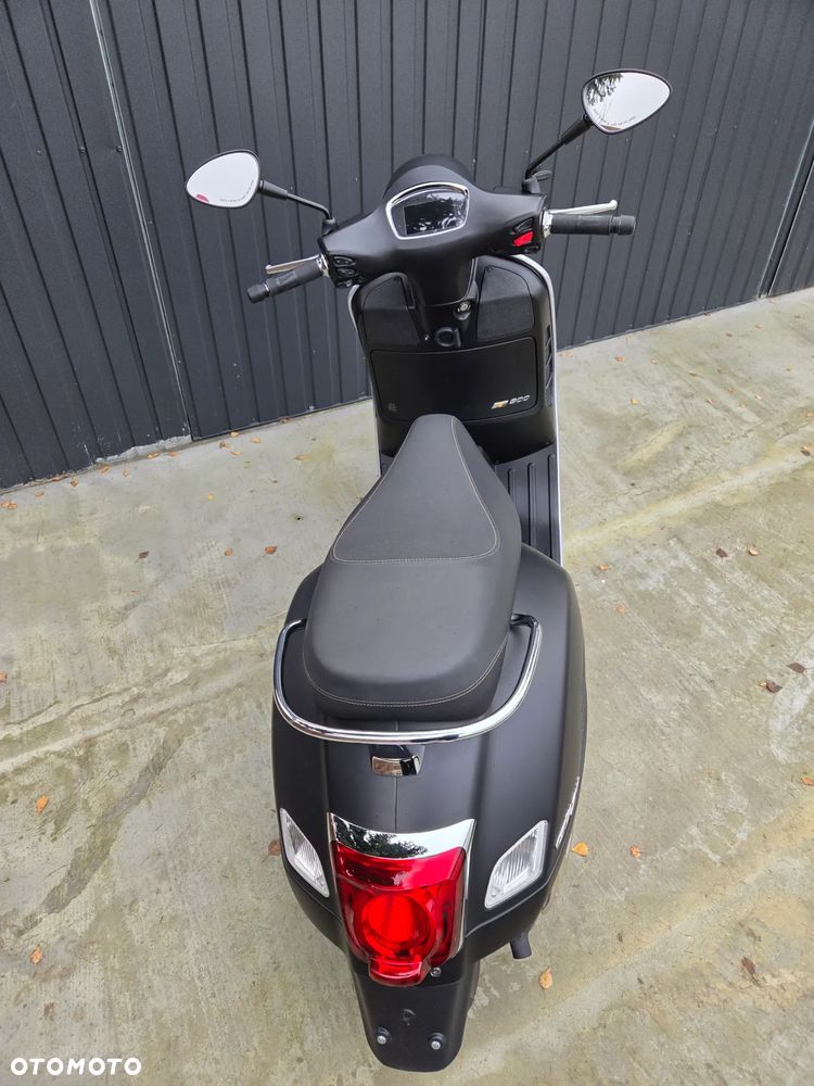 Vespa GTS - 11