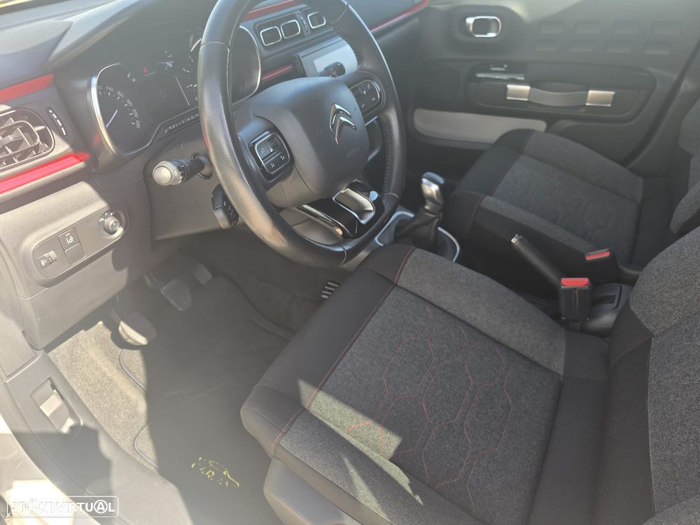 Citroën C3 1.2 PureTech Shine - 9