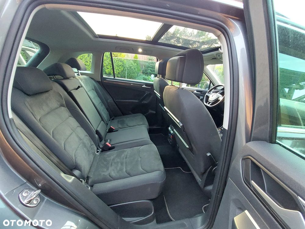 Volkswagen Tiguan - 11