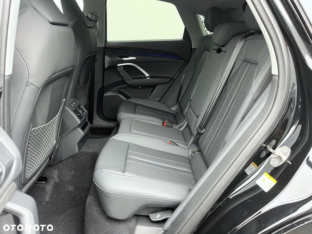 Audi Q5 Sportback - 22