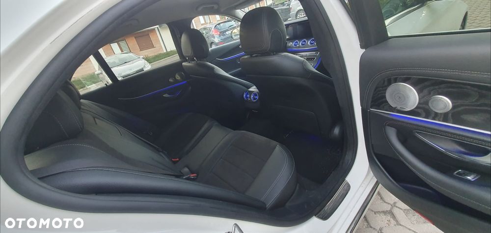 Mercedes-Benz Klasa E 220 d Business Edition 9G-TRONIC - 20