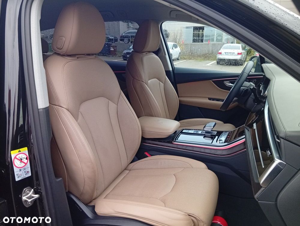 Audi Q7 - 24