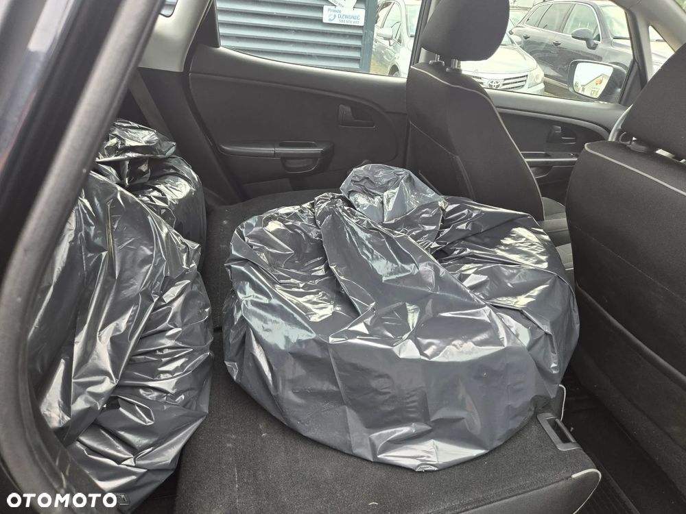 Kia Venga 1.4 CVVT Attract - 6