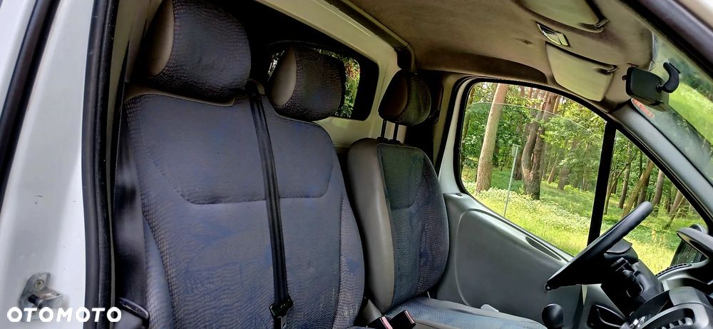 Renault Trafic - 13