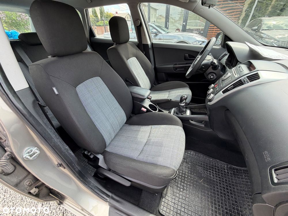 Kia Ceed 1.4 CVVT Attract - 36