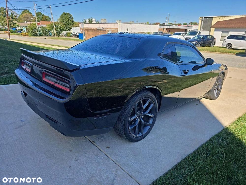 Dodge Challenger 5.7 R/T - 3