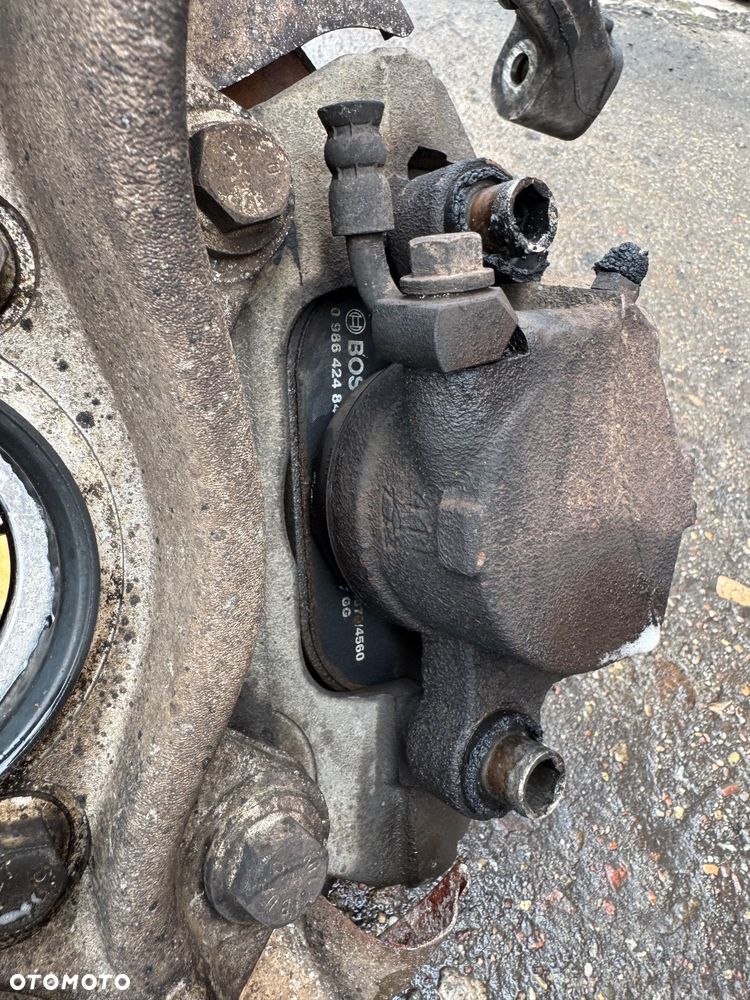 Volvo xc90 xc 90 zwrotnica piasta prawa lewa kopyto mcpherson mpherson zacisk LH3 KNO51 RH3 KN052 tarcza - 4