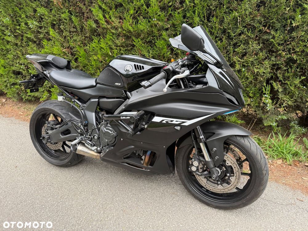 Yamaha R7 - 3