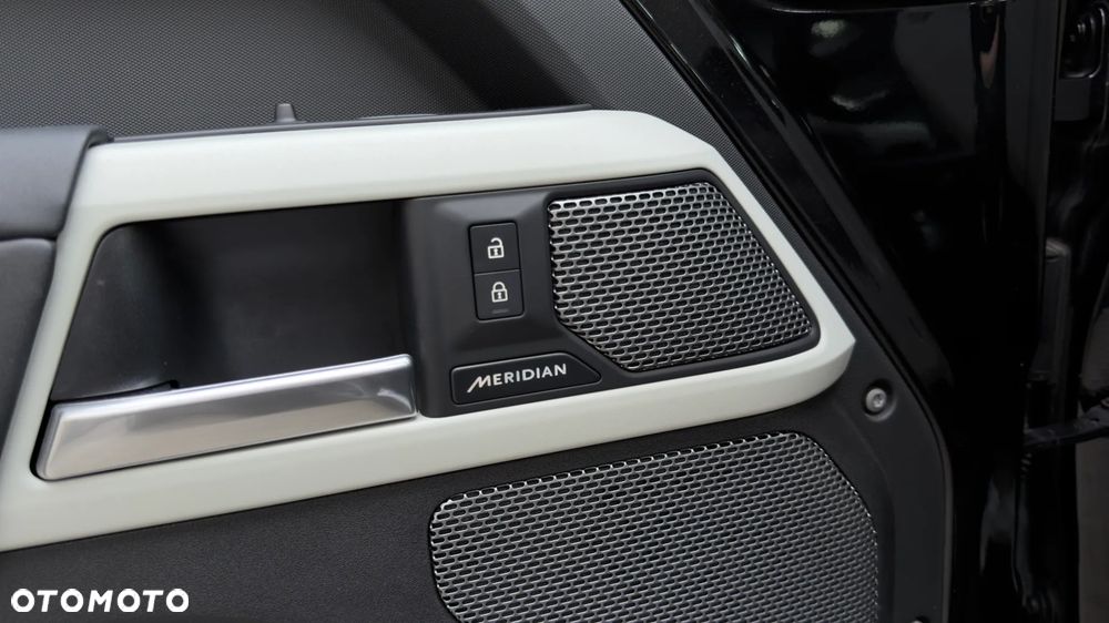Land Rover Defender 3.0 D250 mHEV XS Edition - 15