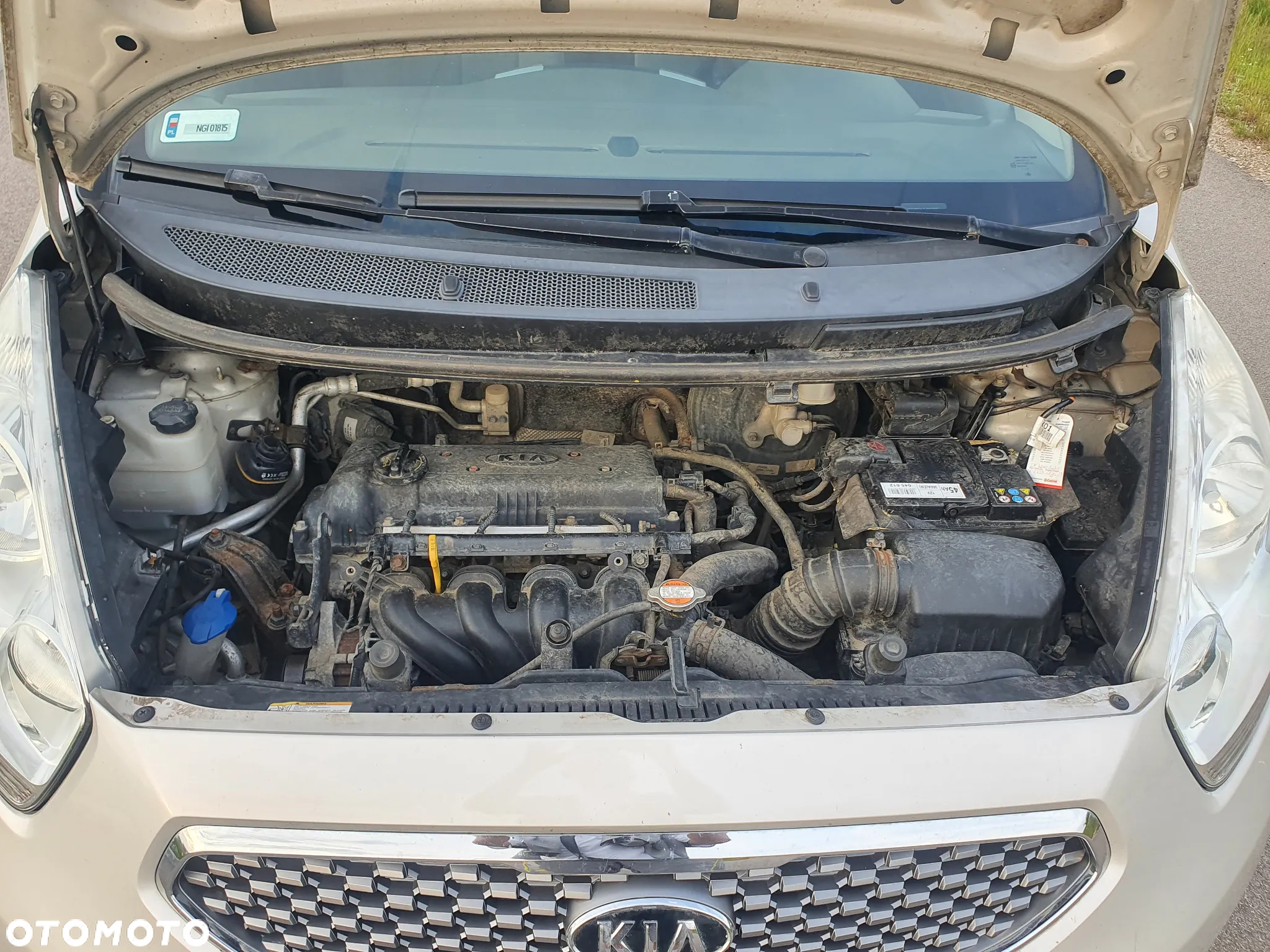 Kia Venga 1.6 L - 8