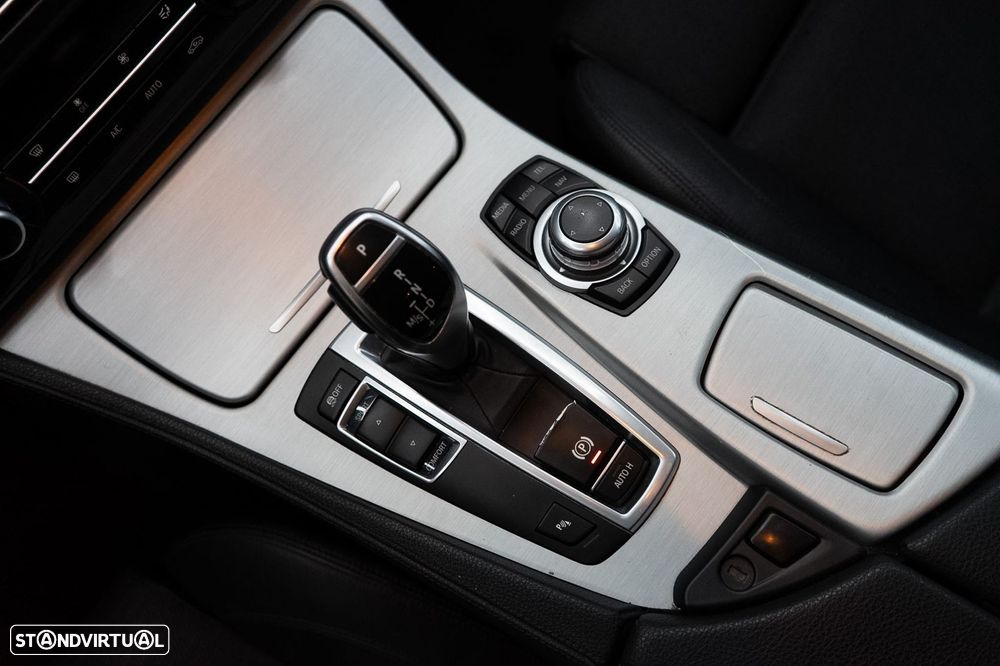 BMW 525 d Pack M Auto - 26