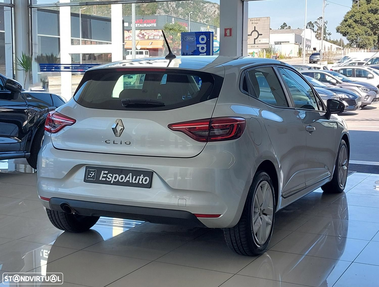 Renault Clio 1.5 Blue dCi Intens - 2