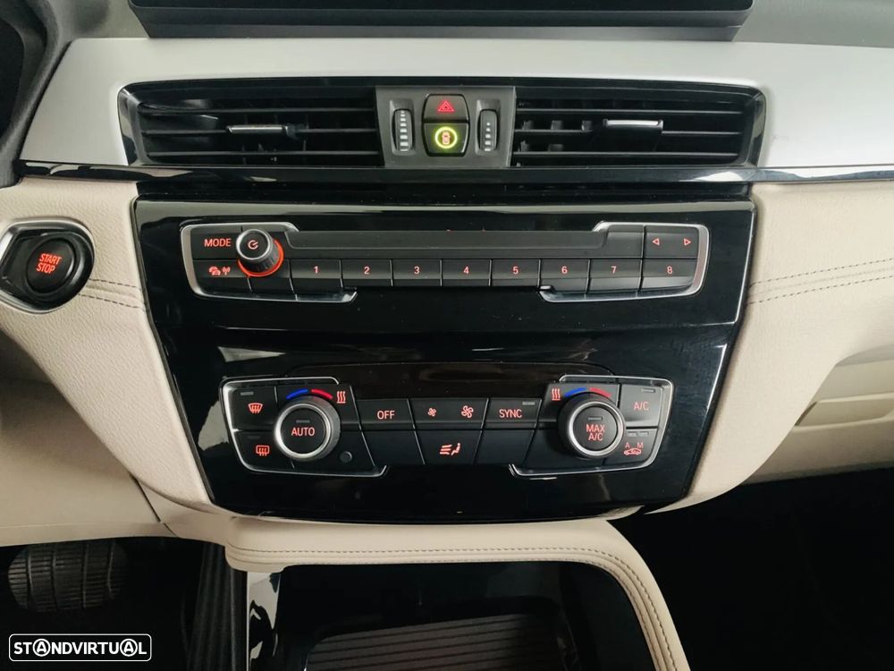 BMW X2 25 e xDrive - 29