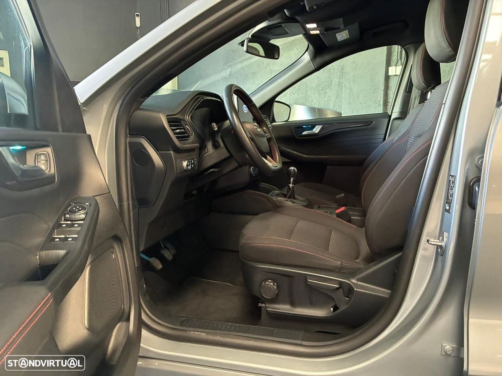 Ford Kuga 1.5 EcoBoost ST-Line - 16