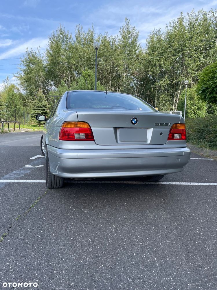 BMW Seria 5 - 12