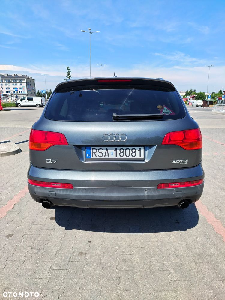 Audi Q7 - 5