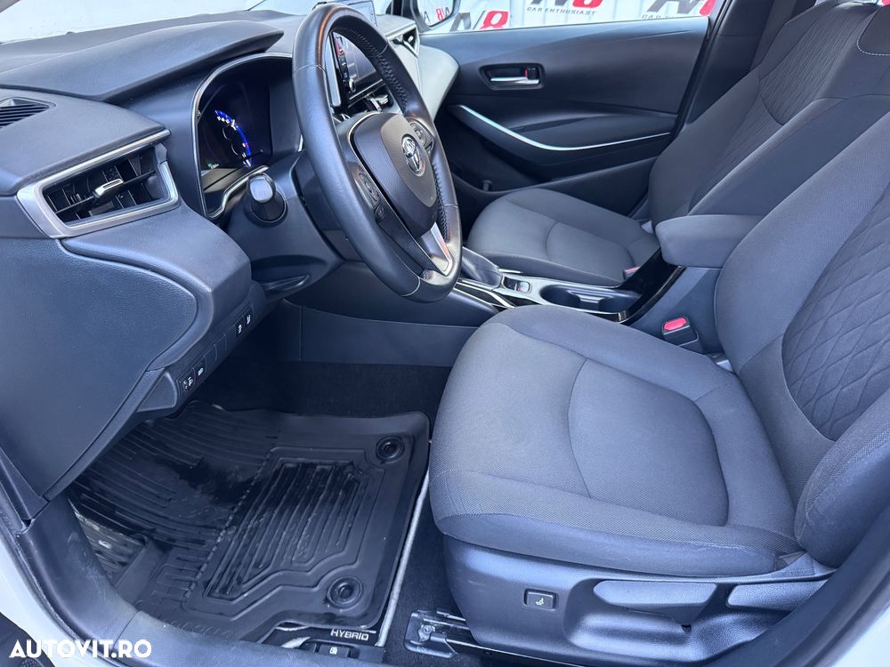 Toyota Corolla 1.8 HSD Active - 19