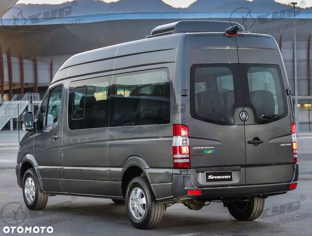 SZYBA TYLNA MERCEDES SPRINTER / VOLKSWAGEN CRAFTER 2006- PRAWA - 2