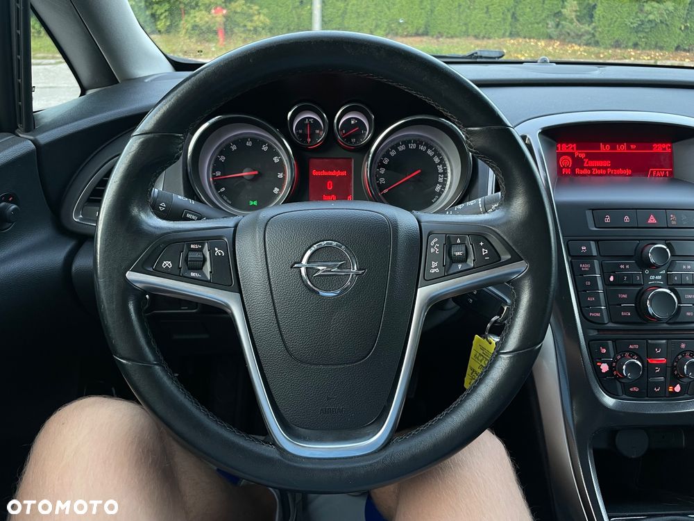Opel Astra 1.4 Turbo Exklusiv - 8