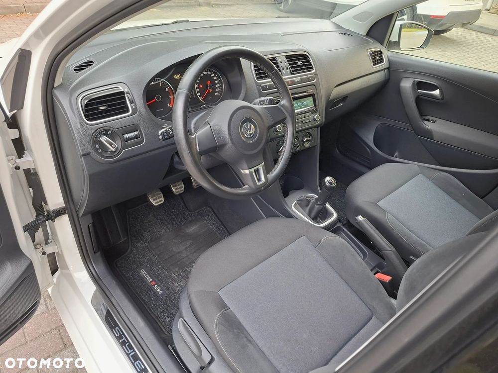Volkswagen Polo 1.2 Style - 12