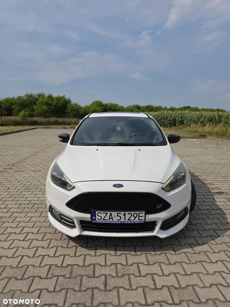 Ford Focus ST - 2