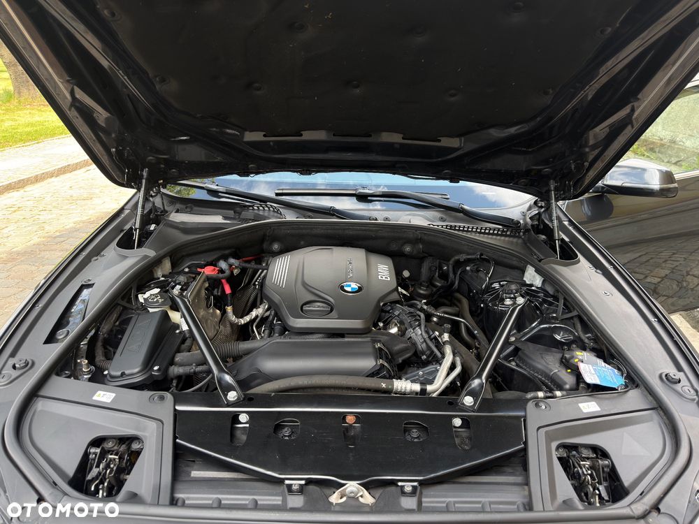 BMW Seria 5 520d Luxury Line - 22