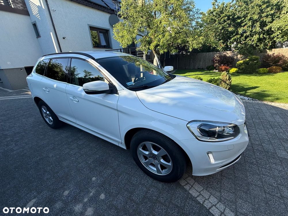 Volvo XC 60 D4 Drive-E Momentum - 5