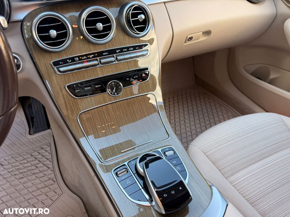 Mercedes-Benz C - 20