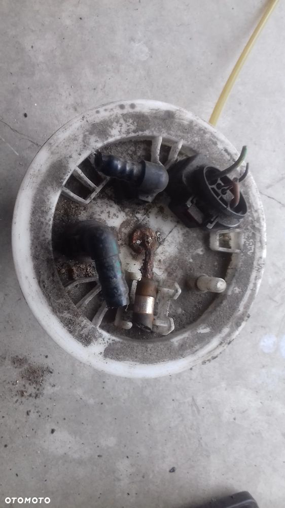 pompa paliwa 4F0919051P A6 C6 2.4 - 3