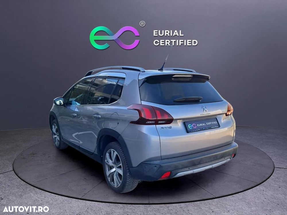 Peugeot 2008 1.2 PureTech Turbo Allure - 4