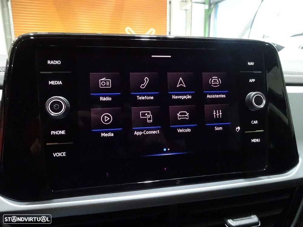 VW T-Roc 1.0 TSI Urban - 19